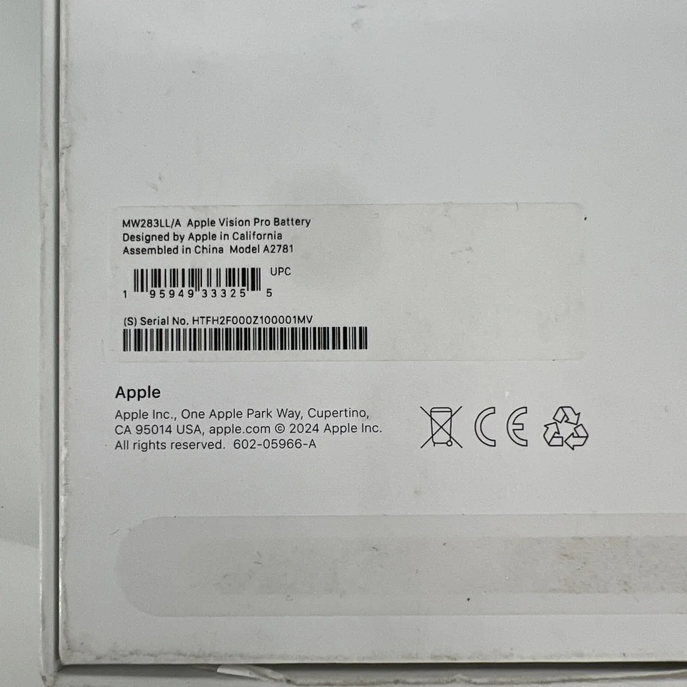 Apple Vision Pro Battery Open Box
